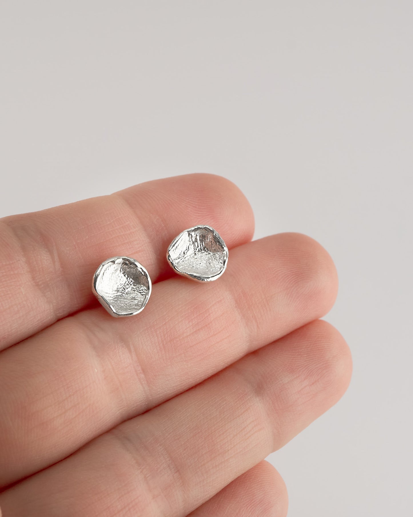 Cove Studs Mini
