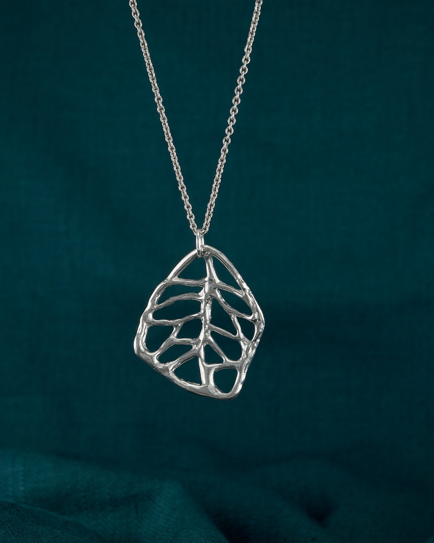 Flow necklace No.2