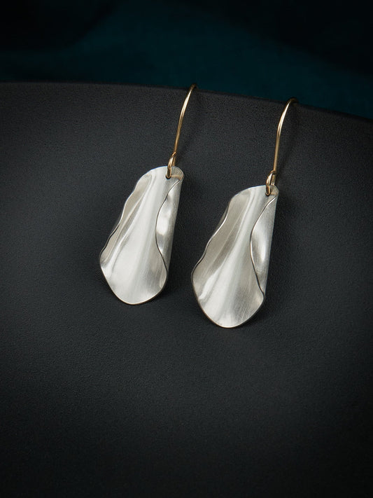 Magnolia classic earrings in silver