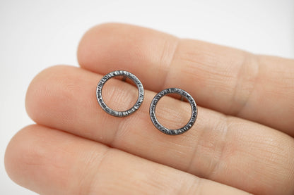 Nova studs